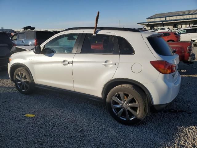 2013 Mitsubishi Outlander Sport LE