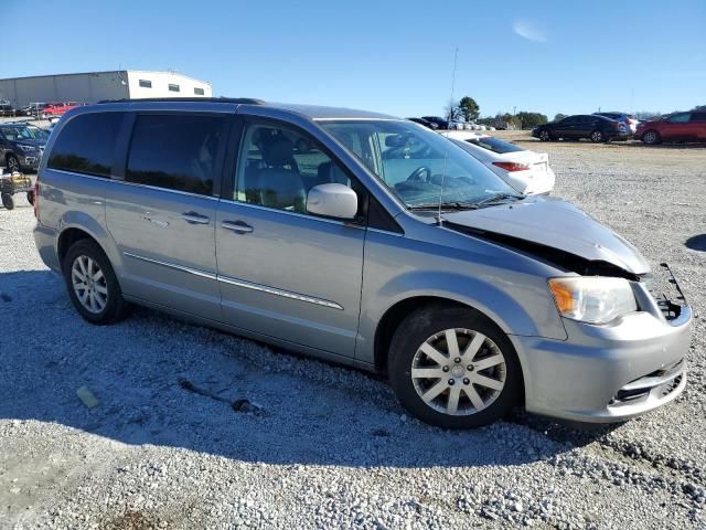 2013 Chrysler Town & Country Touring