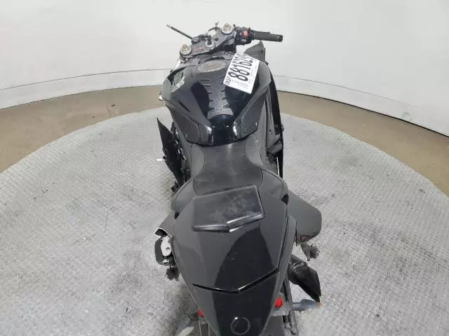 2009 Yamaha YZFR6