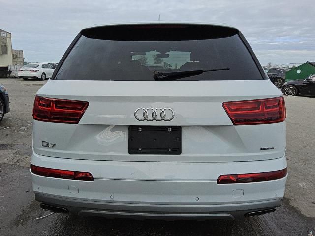 2018 Audi Q7 Premium Plus