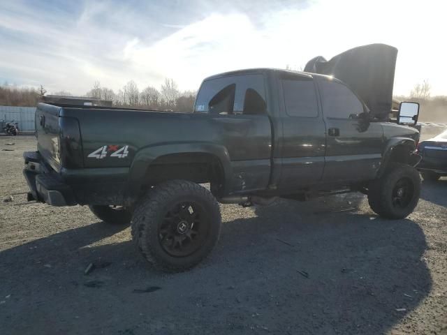 2004 Chevrolet Silverado K2500 Heavy Duty