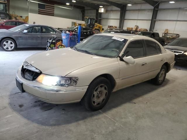 2002 Lincoln Continental