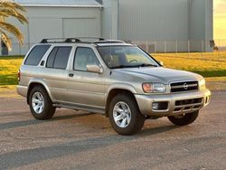 Salvage cars for sale from Copart Antelope, CA: 2002 Nissan Pathfinder LE