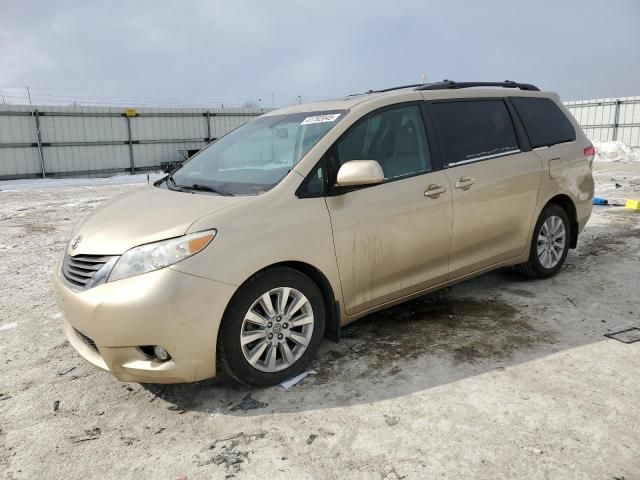 2011 Toyota Sienna XLE