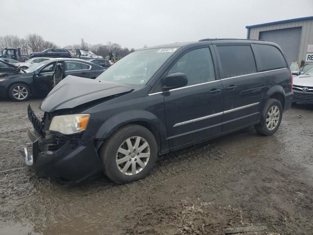 2013 Chrysler Town & Country Touring