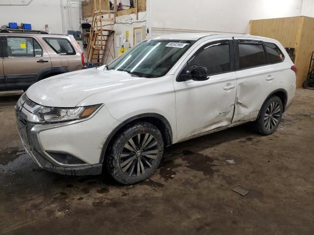 2019 Mitsubishi Outlander SE