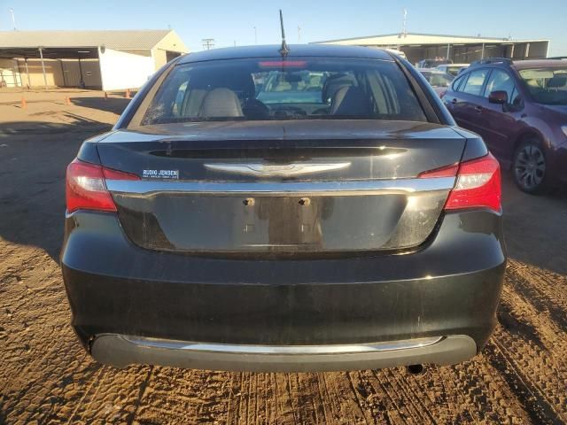 2013 Chrysler 200 Touring