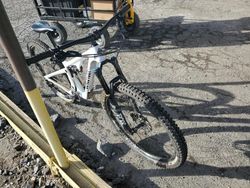 Lots with Bids for sale at auction: 2000 2021 2021 Yeti SB115