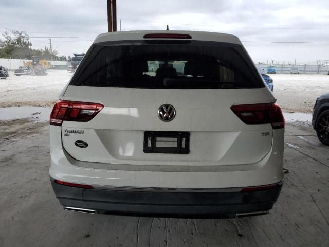 2018 Volkswagen Tiguan SE