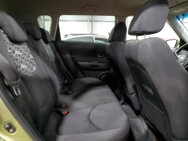 2010 KIA Soul +