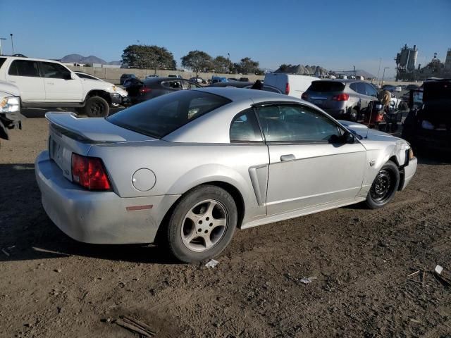 2004 Ford Mustang