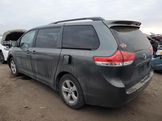 2014 Toyota Sienna LE