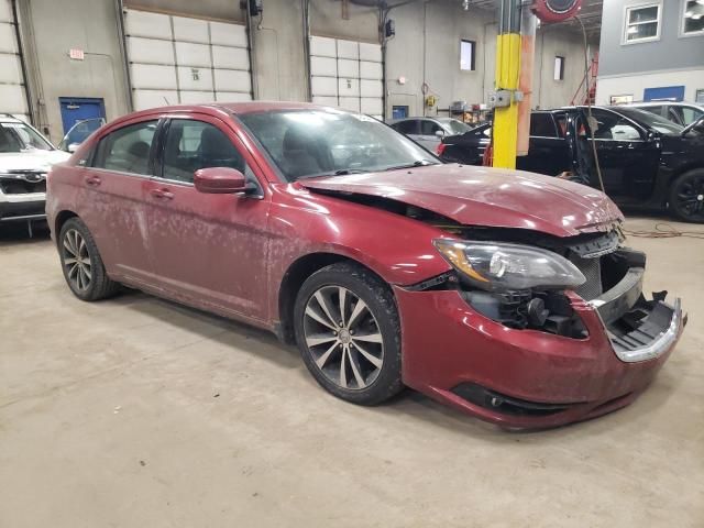 2013 Chrysler 200 Limited