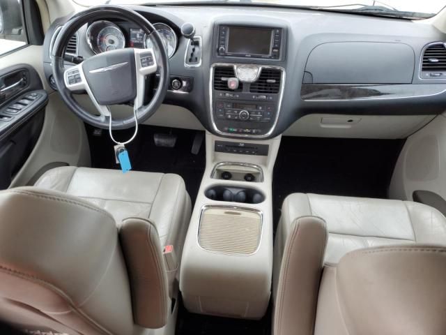 2015 Chrysler Town & Country Limited Platinum