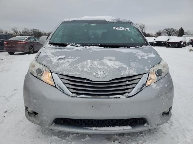 2015 Toyota Sienna XLE