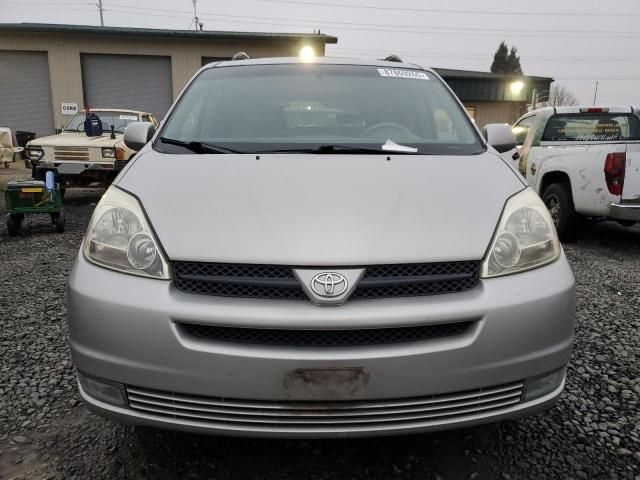 2005 Toyota Sienna XLE