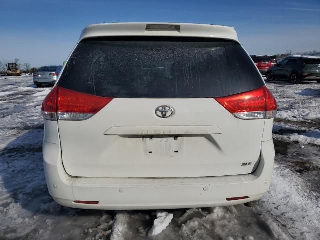 2013 Toyota Sienna XLE