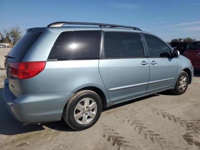 2006 Toyota Sienna XLE