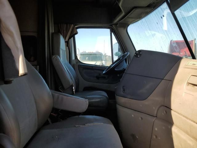 2016 Freightliner Cascadia 125