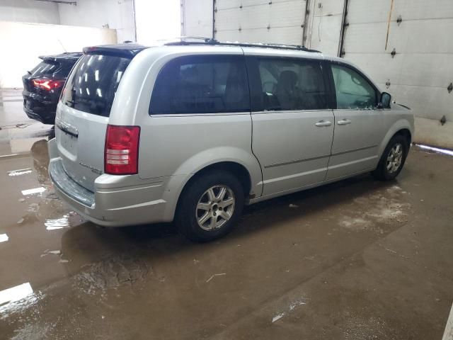 2009 Chrysler Town & Country Touring