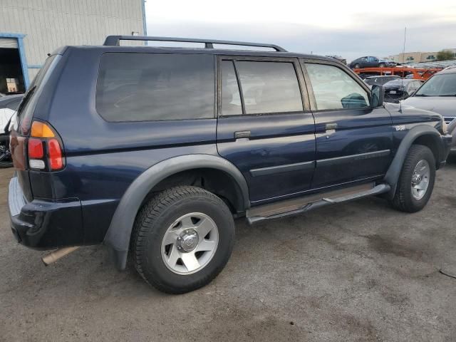 2002 Mitsubishi Montero Sport ES