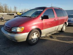 Salvage cars for sale at Portland, OR auction: 1998 Toyota Sienna LE