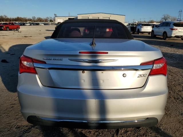 2012 Chrysler 200 Touring