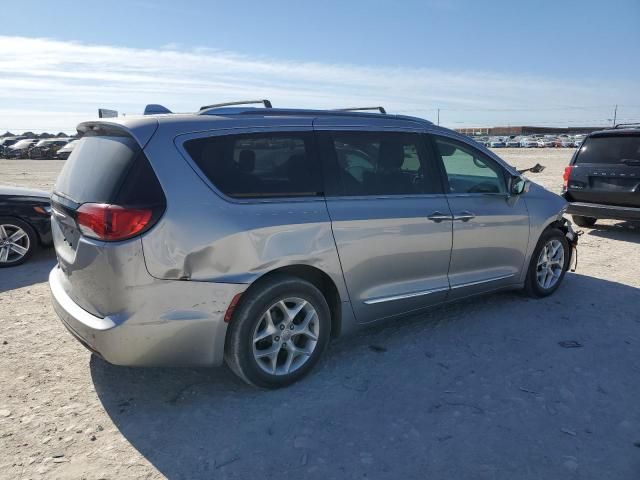 2017 Chrysler Pacifica Touring L Plus