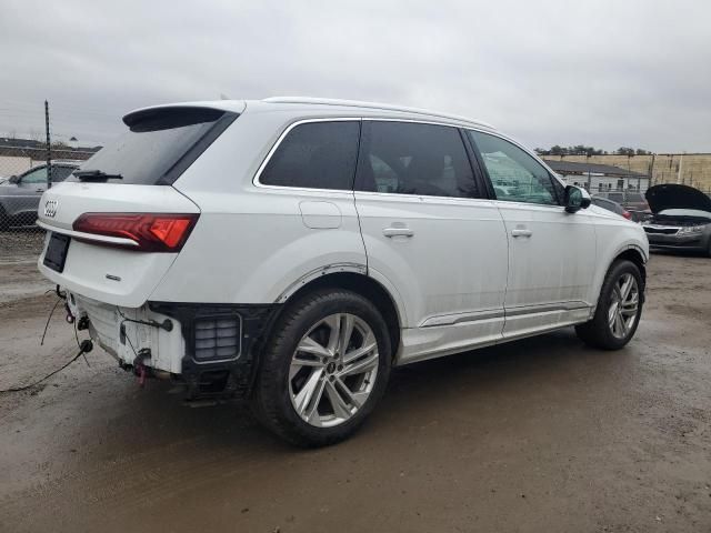 2021 Audi Q7 Premium Plus