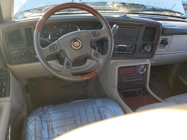 2005 Cadillac Escalade Luxury