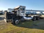 2014 Peterbilt 384