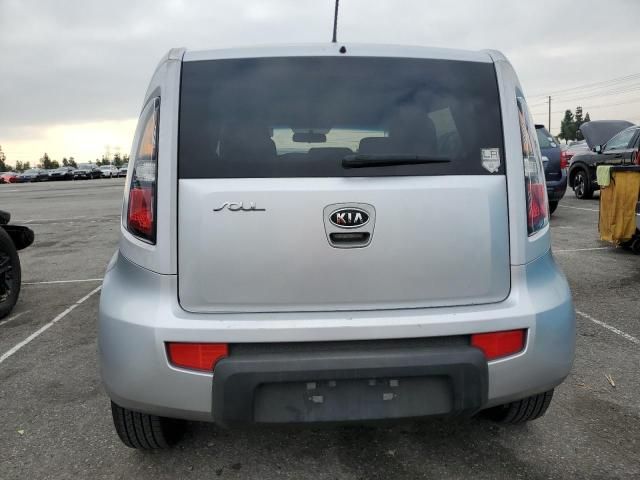 2011 KIA Soul +