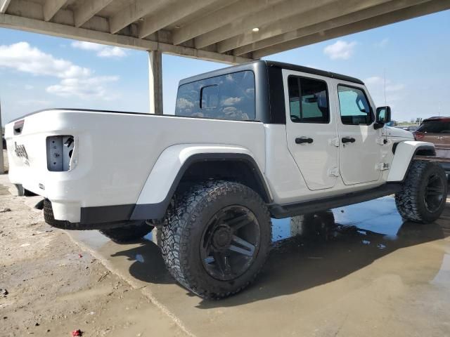 2022 Jeep Gladiator Overland