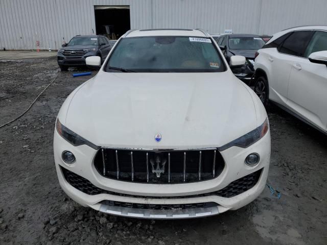 2017 Maserati Levante Sport