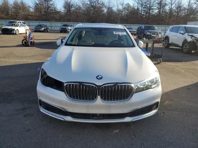 2019 BMW 740 XI