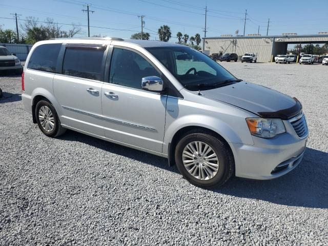 2012 Chrysler Town & Country Limited