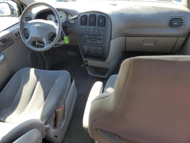 2003 Dodge Grand Caravan SE