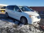 2014 Chrysler Town & Country Touring L