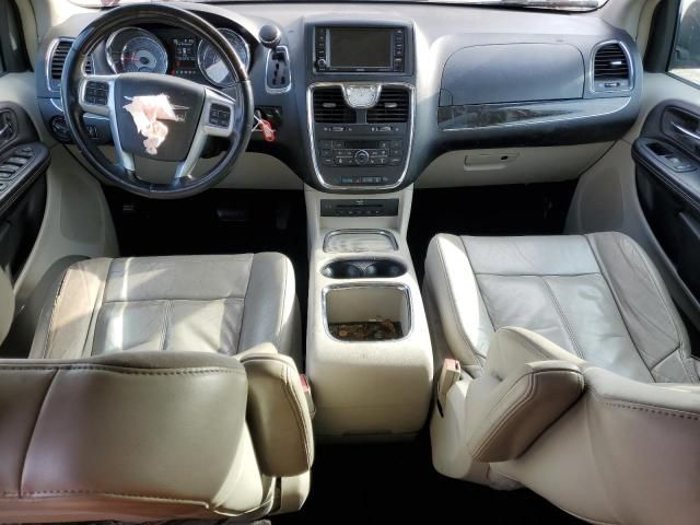 2013 Chrysler Town & Country Limited