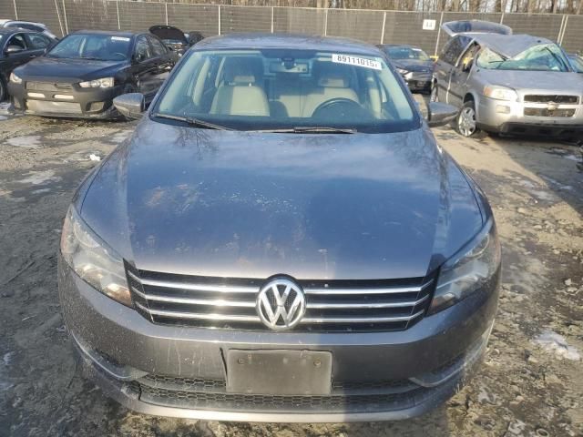 2012 Volkswagen Passat SE