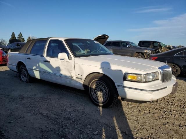 1997 Lincoln Town Car Signature