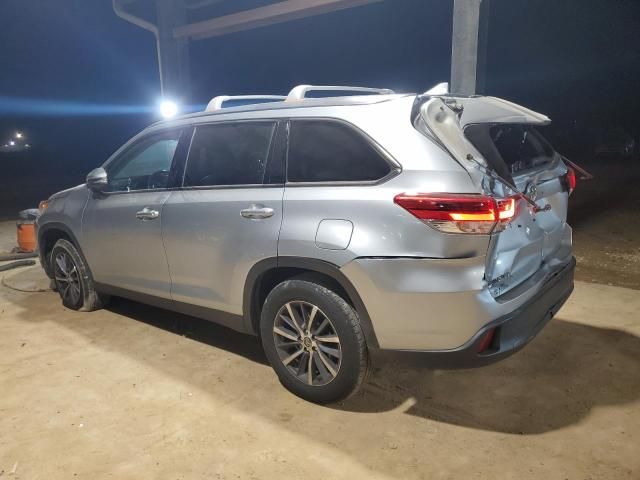 2019 Toyota Highlander SE