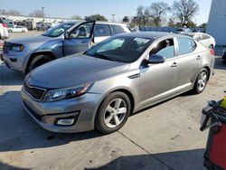 KIA Vehiculos salvage en venta: 2015 KIA Optima LX