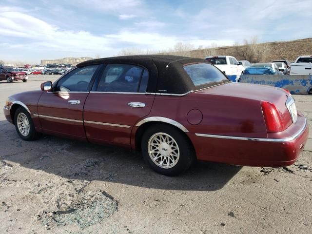 1998 Lincoln Town Car Signature