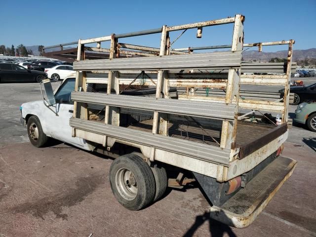 1987 Toyota Pickup Cab Chassis RN55