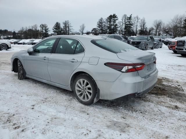 2022 Toyota Camry LE