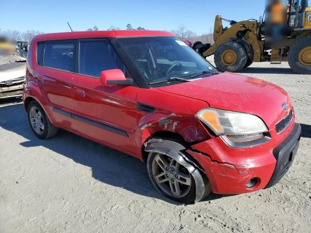 2010 KIA Soul +