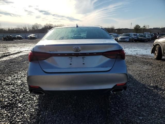 2019 Toyota Avalon XLE