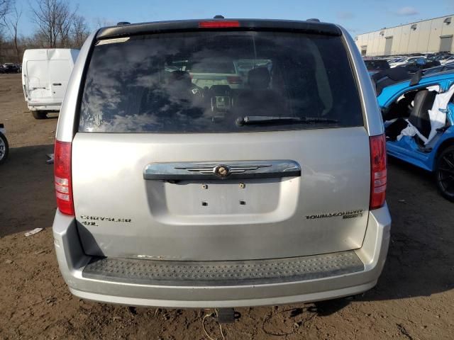 2010 Chrysler Town & Country Touring Plus