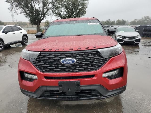 2023 Ford Explorer ST-Line